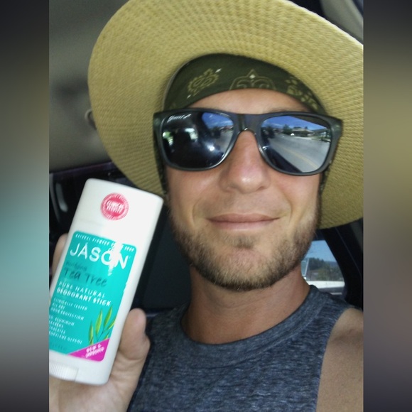 Meet your Posher, J☀️  Hope y’all have a bomb 💣 ass Day it’s shoppin TIME🤞🤞🤞 - Picture 3 of 4